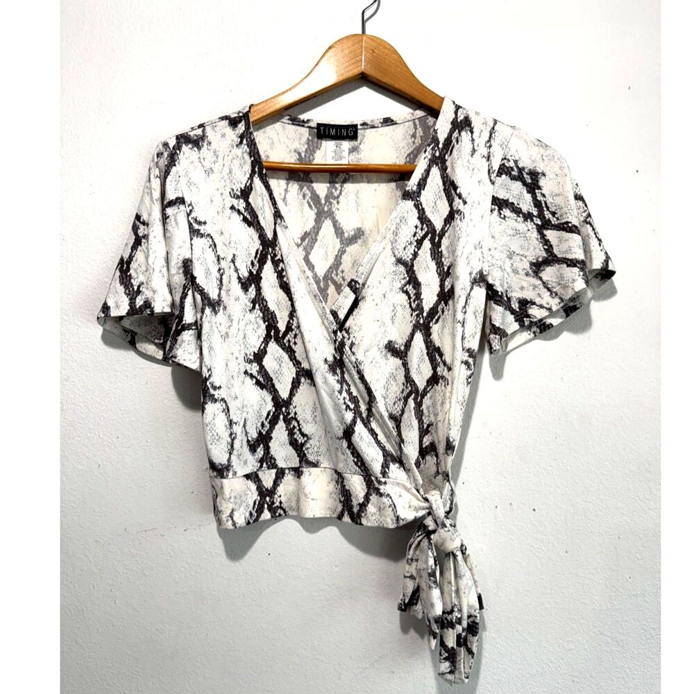Timing true wrap shirt VTG Y2K cropped blouse Bell sleeves snake print women S